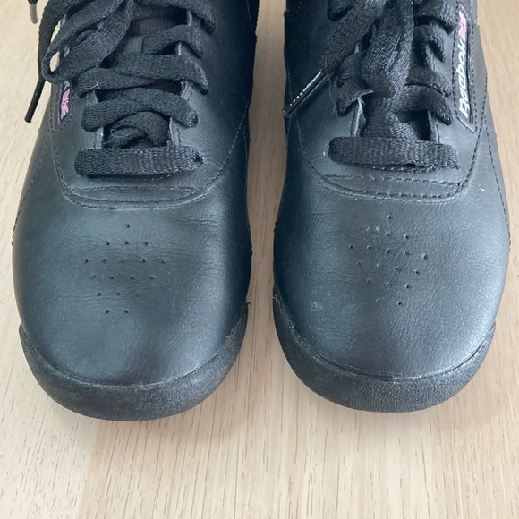 Women’ Reebok Classic Freestyle High Top Tennis Shoes, Black, Size 7 1/2, 7.5 - Picture 4 of 9